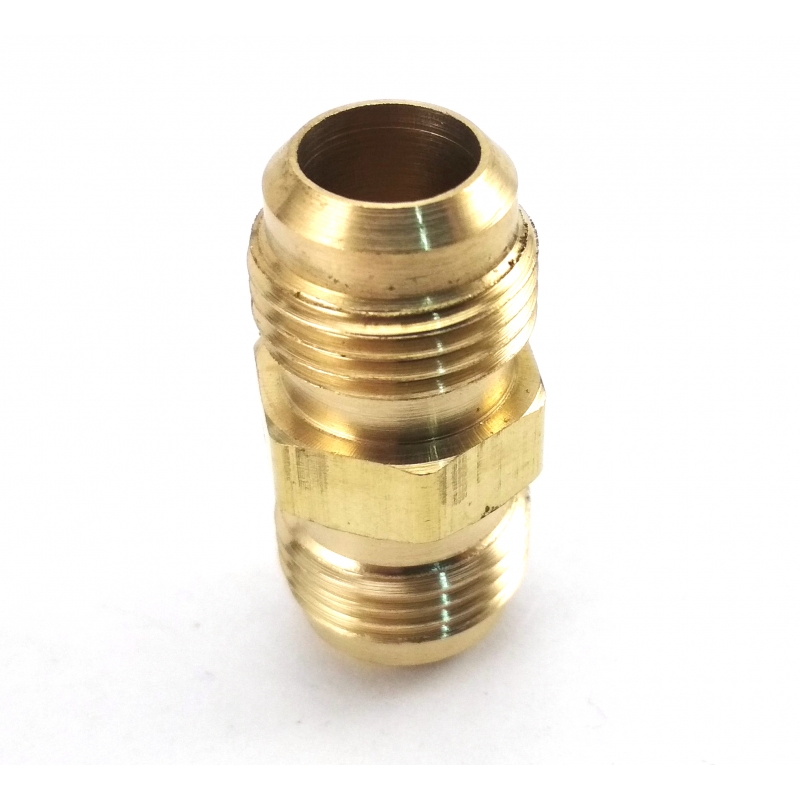 Соединитель 5/8"-5/8"